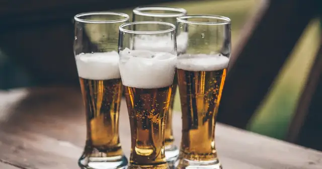 Czy codzienne picie piwa to alkoholizm? Sprawdź, co musisz wiedzieć