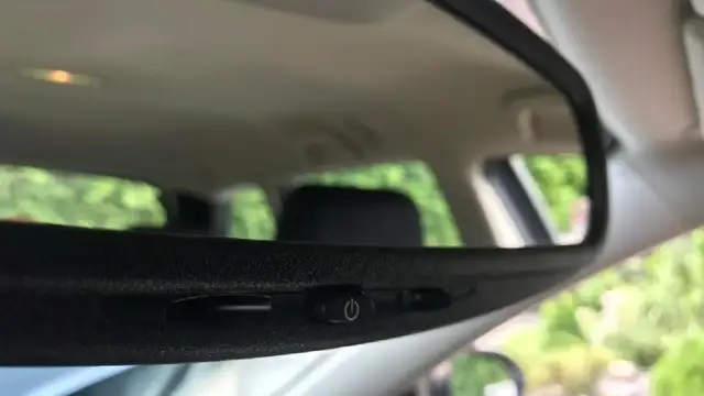 Czy okulary fotochromowe to rozwiązanie dla Ciebie? Ekspert radzi