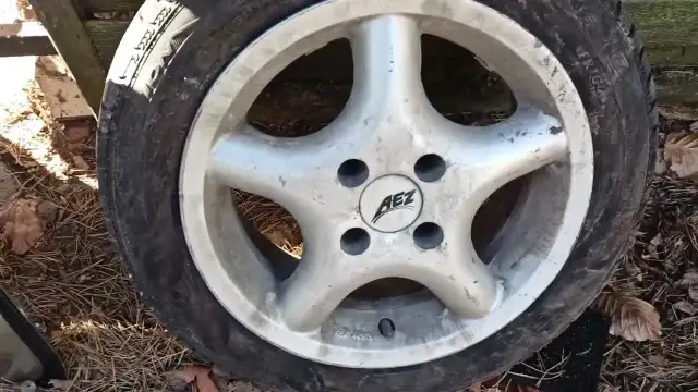 Jak zmierzyć dekielek do felgi, aby uniknąć niepasujących części