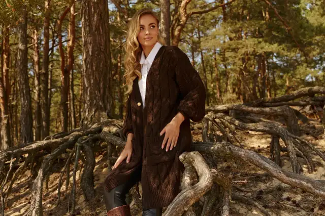 Jak się ubrać na wesele jako gość? Poradnik stylowego wyglądu