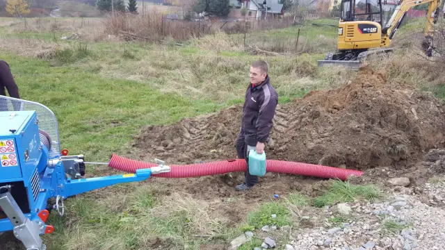 Przecisk pod drogą: Co to jest i jak się go wykonuje?