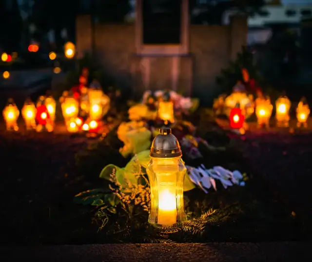 Skąd się wzięło wszystkich świętych? Odkryj fascynującą historię