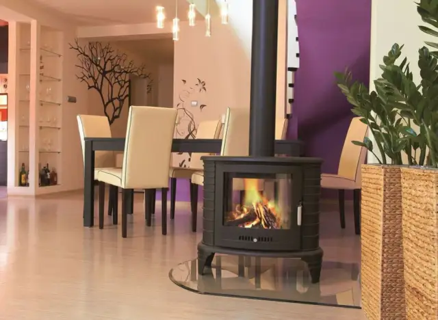 Kominek czy koza – co wybrać, by nie żałować decyzji o ogrzewaniu?