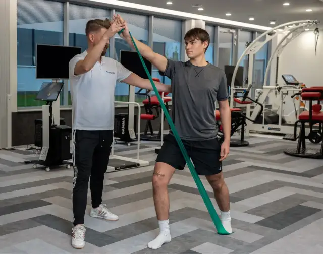 Fizjoterapia ambulatoryjna - co to znaczy i jakie ma korzyści?