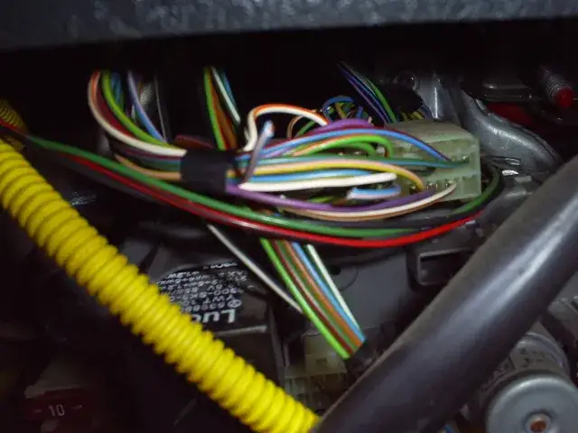 Centralny zamek z pilota nie działa? Sprawdź te 5 przyczyn i rozwiązań