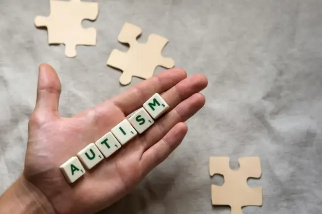 Przedszkole dla dziecka z autyzmem: Jak wybrać to najlepsze?