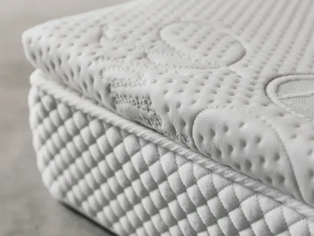 Jaki materac na ból kręgosłupa lędźwiowego? Oto najlepsze opcje