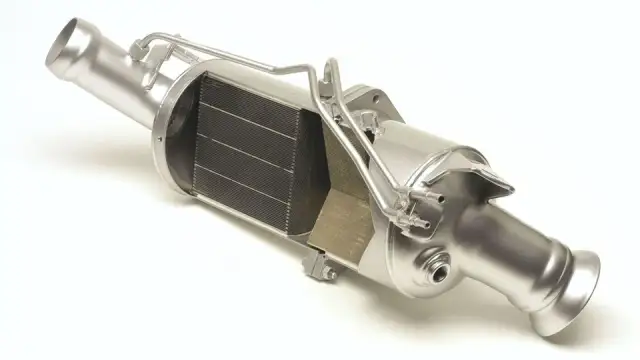 Czyszczenie DPF: Jak uratować filtr? Koszty, metody, porady eksperta