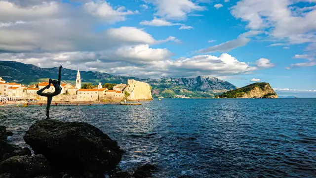 Czarnogóra atrakcje: odkryj najpiękniejsze miejsca w kraju