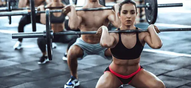 CrossFit czy siłownia? Gdzie osiągniesz wymarzone efekty?