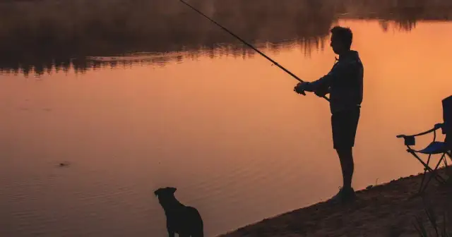 Gdzie na ryby z noclegiem w Wielkopolsce? Odkryj najlepsze miejsca