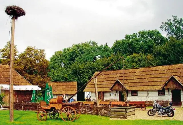 Cichowo skansen: odkryj fascynujące atrakcje i historię miejsca