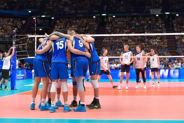 W jakich butach grają siatkarze? Odkryj najlepsze modele dla graczy