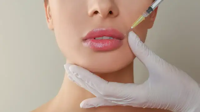 Jak rozpuścić kwas hialuronowy? Hialuronidaza jedyna skuteczna metoda