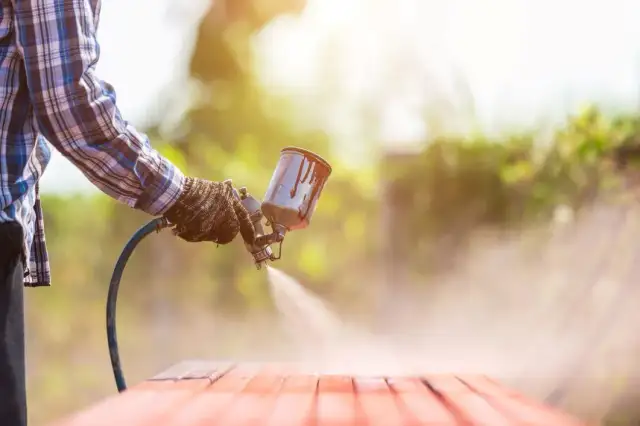 Jaki pistolet do malowania farbami olejnymi - uniknij błędów przy wyborze