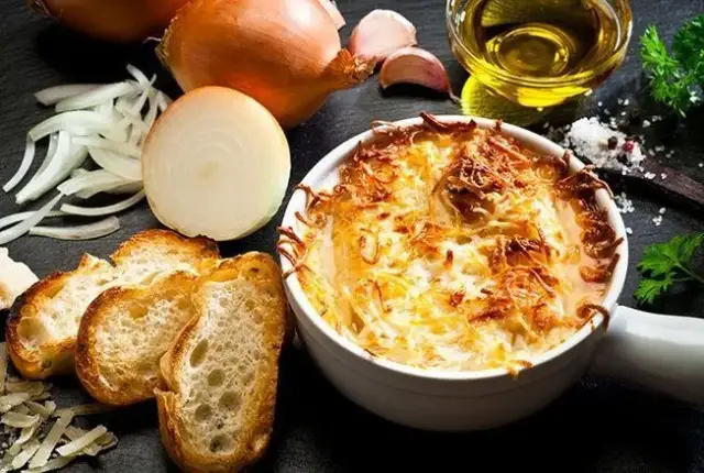 Recette Soupe à l'Oignon Gratinée : Le Secret Inratable d'un Chef