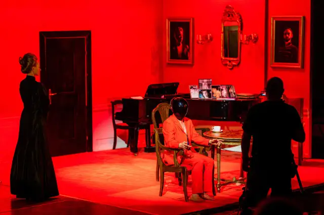 Aktorzy Teatru Jaracza: Poznaj ich talenty i historię występów