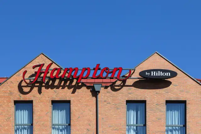 Ile jest hoteli Hilton w Polsce? Odkryj ich lokalizacje i usługi