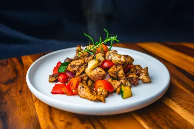 Co ugotować na kościach ze schabu? Przepisy zero waste!