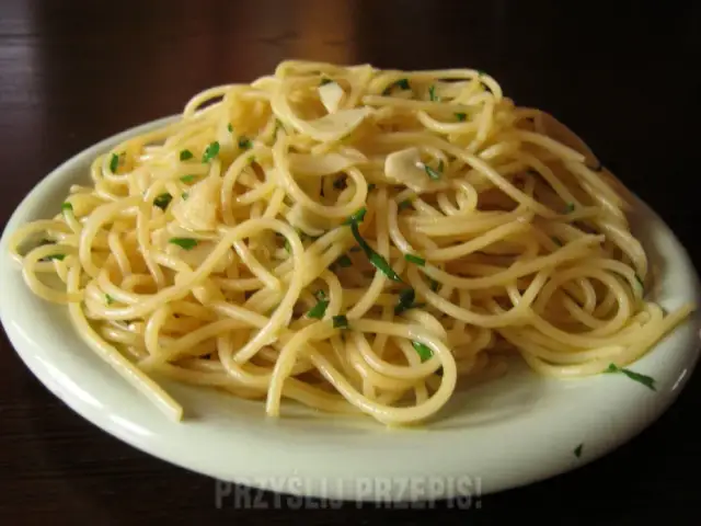 Spaghetti aglio olio: Jak zrobić idealne w 15 minut?