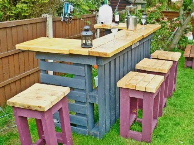 Co zrobić z palet do ogrodu? Inspiracje i poradnik DIY