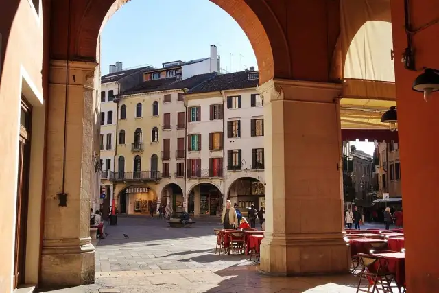 Treviso gdzie zjeść: najlepsze miejsca na pyszne jedzenie w mieście