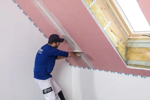 Jaka płyta na poddasze? Zastosowania, właściwości i wybór idealnego materiału