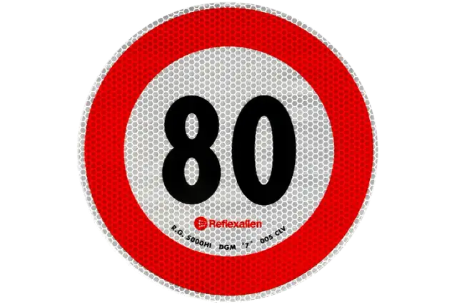 Autokary: 80 czy 100 km/h? Poznaj limity i uniknij kar!