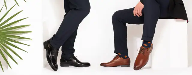 Buty do granatowego garnituru: Poznaj sekrety idealnej stylizacji