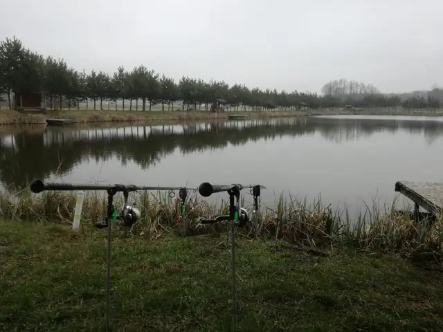 Cennik łowiska Jegiel: Przystępne ceny wędkowania i usługi dodatkowe