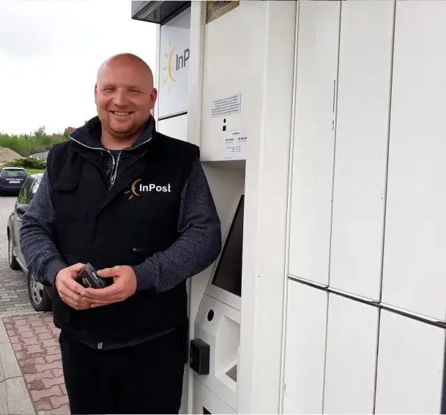 Do której godziny kurier InPost dostarcza paczki? Sprawdź teraz!