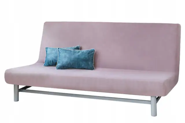 Jak założyć pokrowiec na kanapę bez błędów i z idealnym dopasowaniem