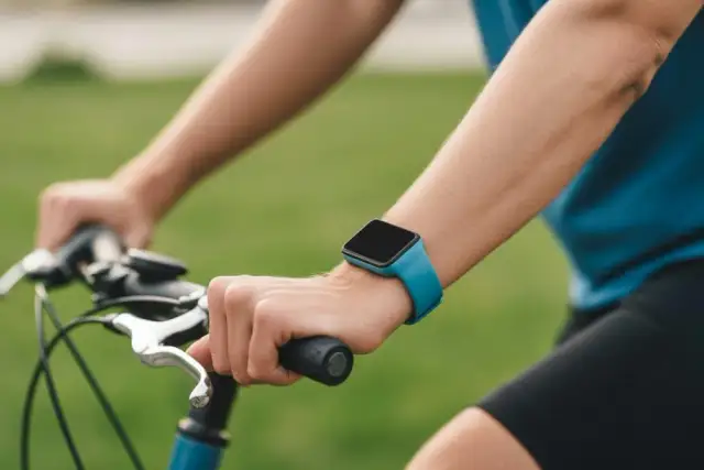 Kalkulator kalorii: Ile spalisz na rowerze przy 15 km?