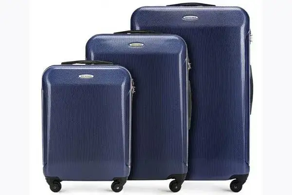 Walizki poliwęglan czy polipropylen – co wybrać na podróż?