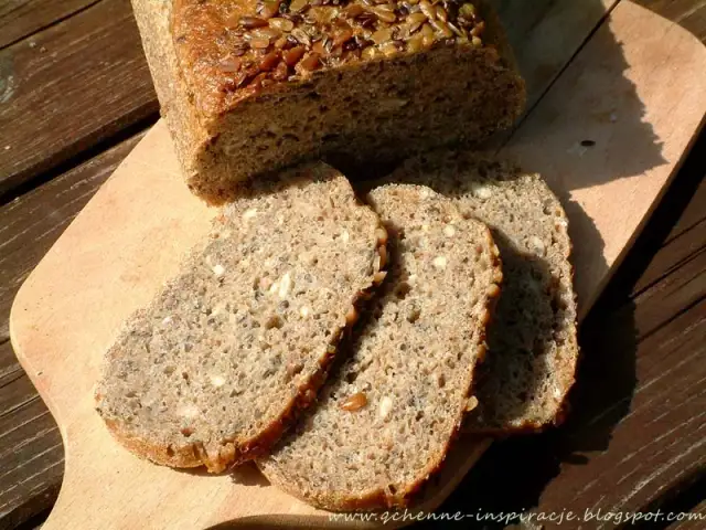 Puszysty chleb bezglutenowy: koniec z zakalcem! Sprawdzony przepis