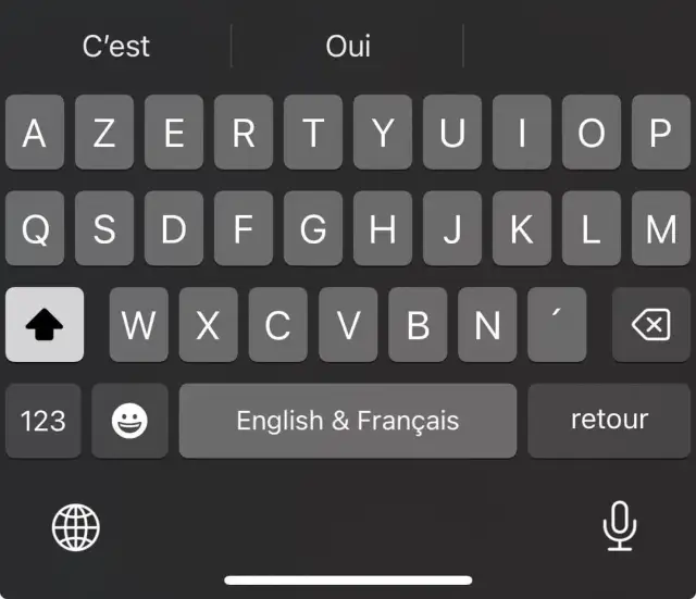 Jak poprawnie pisać „iPhone”? Zasady pisowni i odmiany