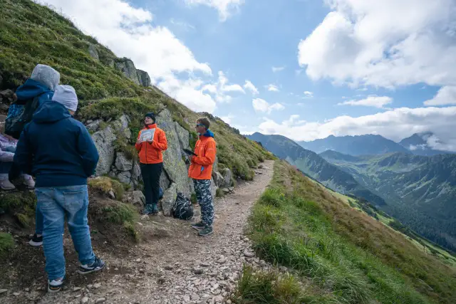 Jaki szlak na Kasprowy Wierch? Pieszo czy kolejką? Poradnik