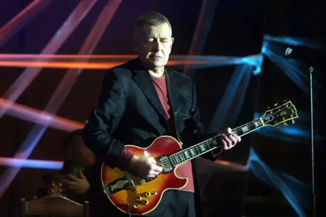 Tekst piosenki kiedy byłem małym chłopcem – emocje i wspomnienia z Breakout