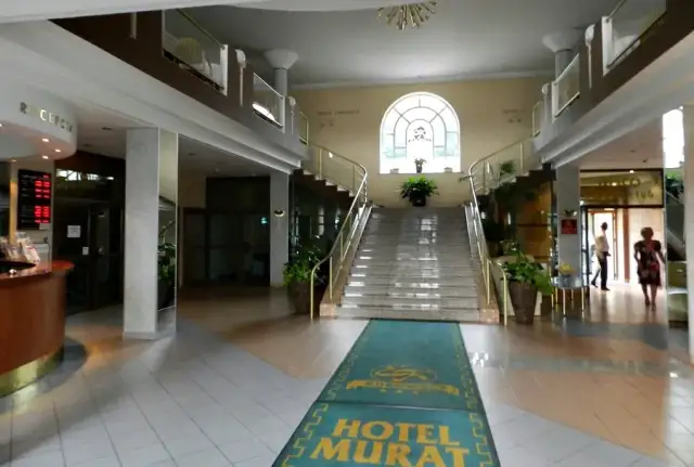 Hotel Murat w Redzie: Dlaczego upadł i co doprowadziło do jego końca?