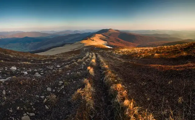 Bieszczady ukraińskie: 10 miejsc, które musisz zobaczyć w tej krainie