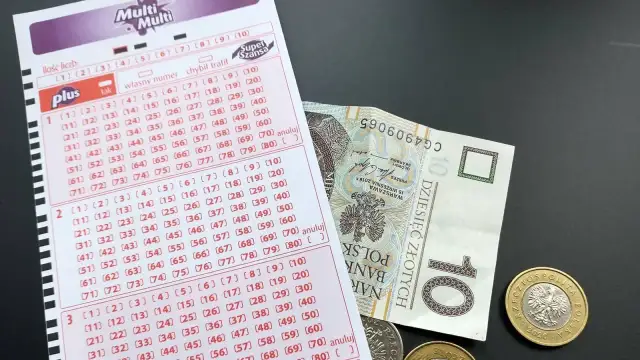 Kupon lotto Multi Multi i polskie banknoty oraz monety. Szybkie sprawdzanie zdrapek online to marzenie gracza.
