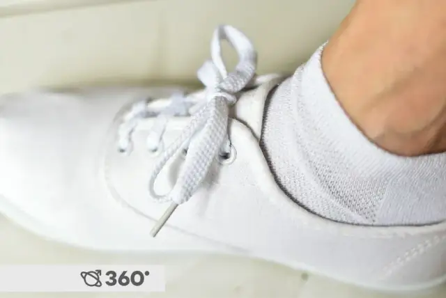Białe buty i skarpetki kompletny przewodnik. Uniknij błędów!