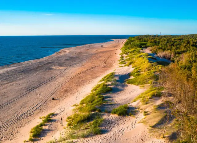 Gdzie na Bałtyk? Odkryj najlepsze i najczystsze kąpieliska w Polsce