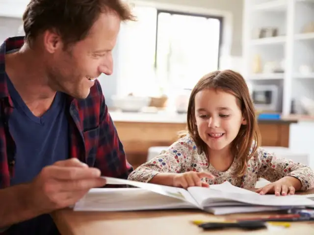 Edukacja domowa w liceum: Zrób to legalnie i bez stresu!