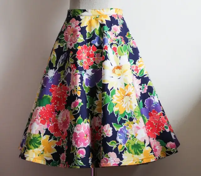 Jak uszyć spódnicę ze skosu, aby uniknąć najczęstszych błędów