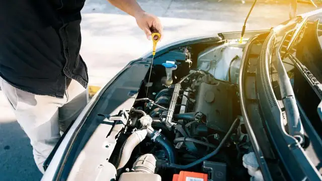 Wie viel Kühlflüssigkeit passt in ein Auto? So vermeiden Sie teure Schäden