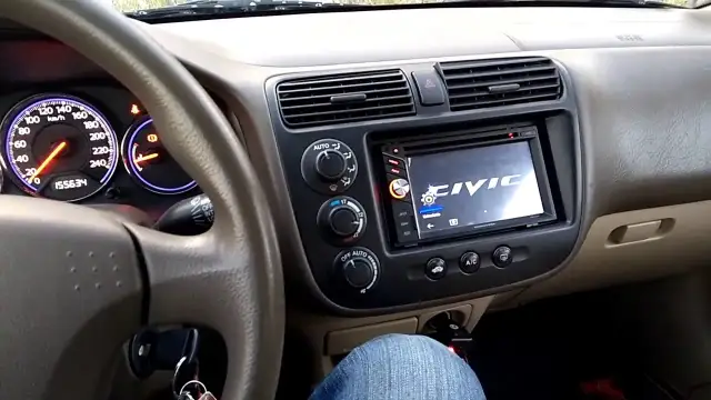 Ile czynnika w klimatyzacji Honda Civic VII? Oto kluczowe informacje