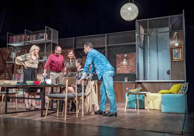 Dlaczego Dobrze się kłamie bawi do łez? Sekrety komedii