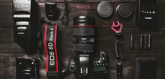 Jaki aparat dla fotografa: wybierz idealny sprzęt bez błędów