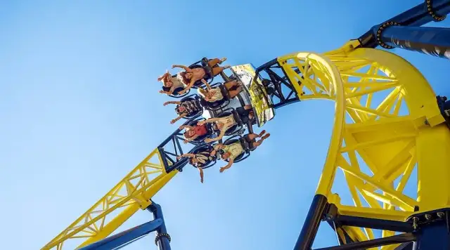 Walibi Holland Attraktionen: Nervenkitzel & Familienspaß 2025